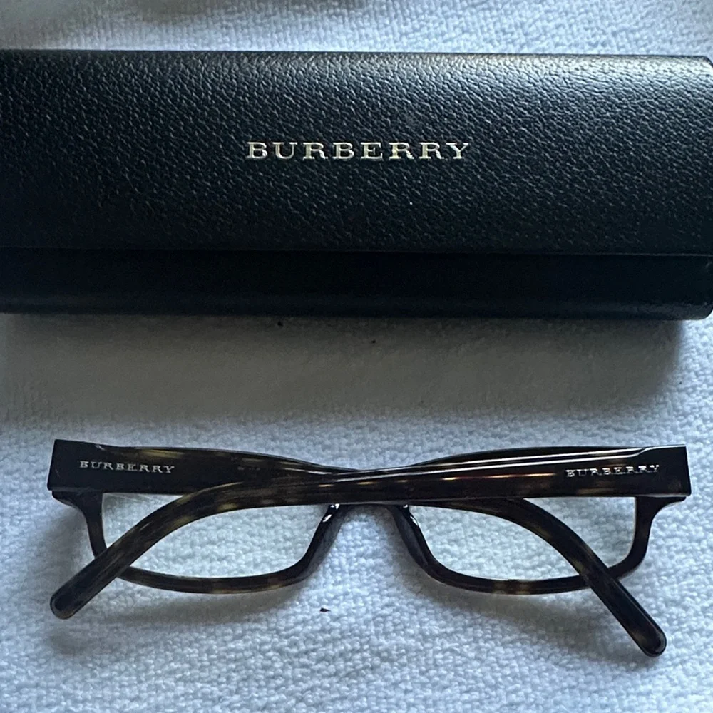 Burberry Kids Tortoiseshell Brown and Black Sunglasses with Logo Case